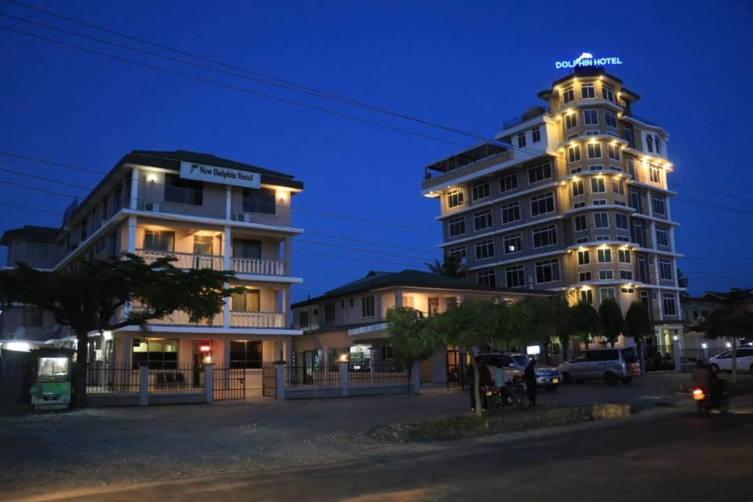 Dolphin Hotel Tanga Exterior photo